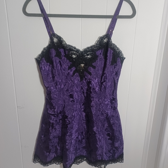 Vintage Victorias Secret Cami - Picture 10 of 10